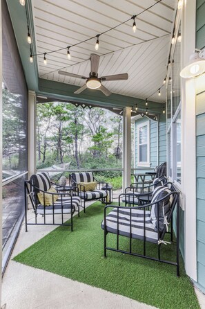 Terrace/patio - Le Reve Charmant  Beach Access   Pool in Gulf Shores (Gulf Shores)