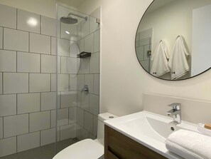 House | 2 bedrooms, Internet - w Modern Bright 2BR w Balcony in Miraflores (Lima)