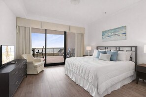 Desk, iron/ironing board, free WiFi, bed sheets - Grand Pointe 512  Gulf-front  stunning views    top-notch amenities  2 bedrooms  5th floor (Orange Beach)