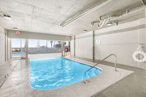 Indoor pool - Tradewinds 602- Beachfront  heated indoor pool  SLEEPS 6 (Orange Beach)