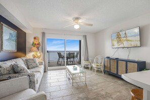TV, DVD player - Tradewinds 602- Beachfront  heated indoor pool  SLEEPS 6 (Orange Beach)