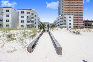 Exterior - Palm Beach 22-D  beachfront  beach-view  2nd floor (Orange Beach)