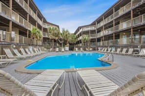 Pool - Sandpiper 1C- Stylish  Gulf-side  affordable (Gulf Shores)
