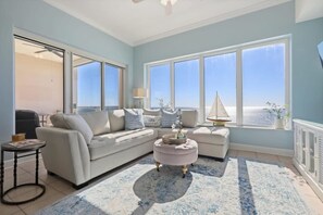 TV, DVD player - Regency Isle 1104  Penthouse with 3 bedrooms (Orange Beach)