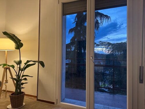 Nice Apartment in Urago