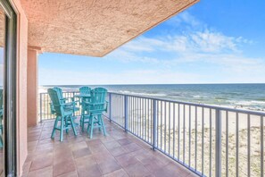 Property grounds - Four Seasons 402-E  Private fishing pier (Orange Beach)