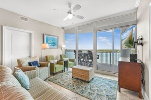 TV, DVD player, offices - Bel Sole 1102  Spacious  water view  beach access (Gulf Shores)