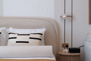 House - Stayshort - Stunning Studio in Business Bay That Sleeps 2 (Dubai)
