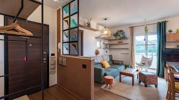 Familienapartment, Mehrere Schlafzimmer (Bellissimo Appartamento Vicino al) | Wohnbereich