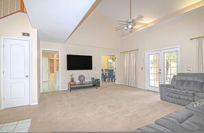 TV - Go!#22 Paddington Way (Kissimmee)