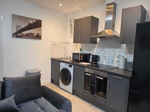 Interior - 1BD Ground floor central apartment with private garden (Cardiff)