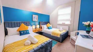 3 bedrooms, desk, iron/ironing board, WiFi