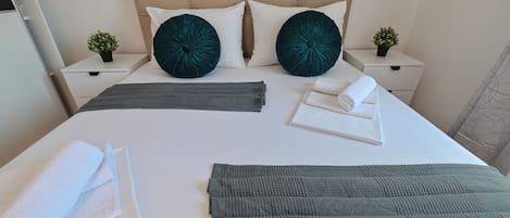 2 Schlafzimmer, Bügeleisen/Bügelbrett, kostenloses WLAN, Bettwäsche