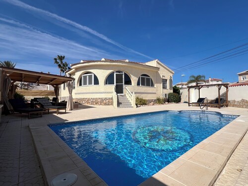 Casa Noel Detached Villa with Pool & BBQ