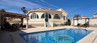 Casa Noel Detached Villa with Pool & BBQ