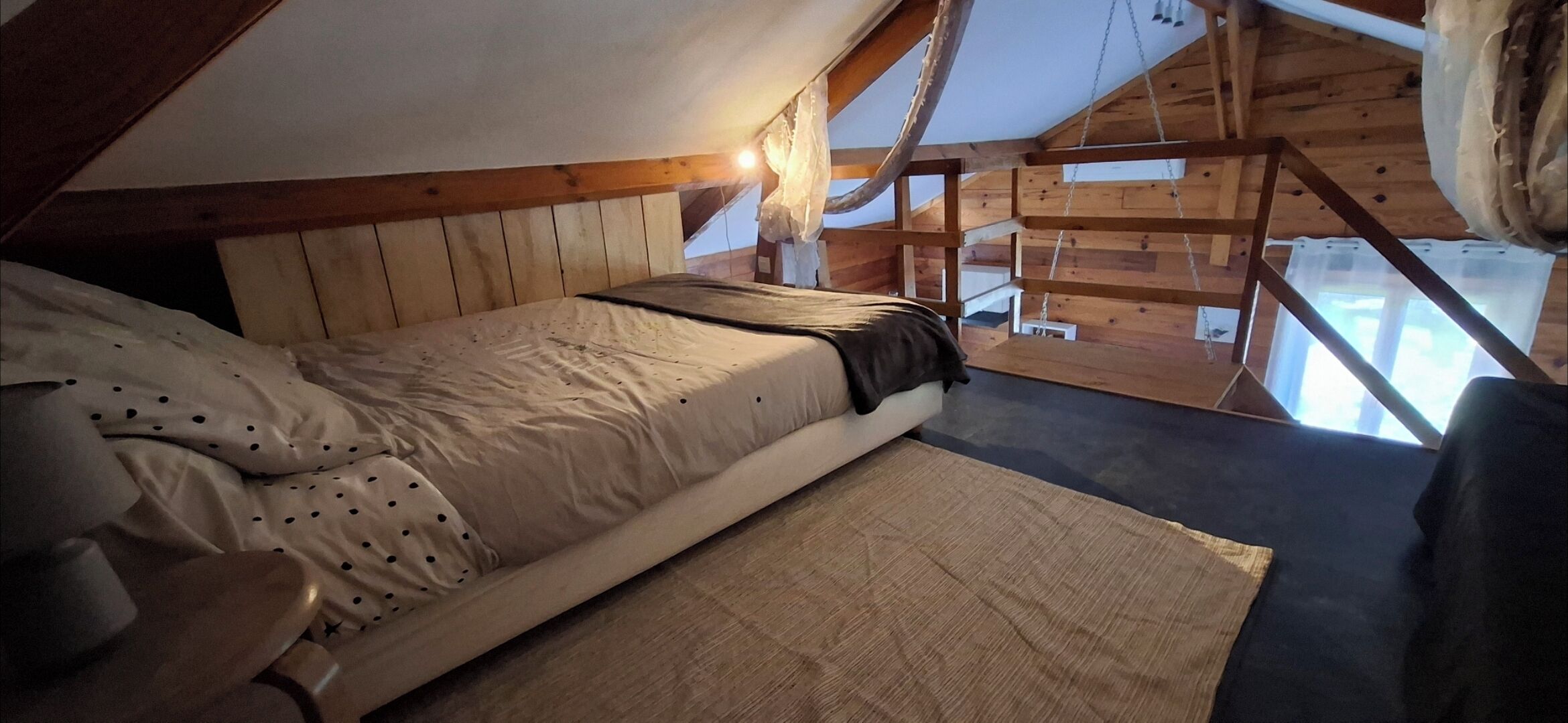 2 bedrooms, iron/ironing board, bed sheets