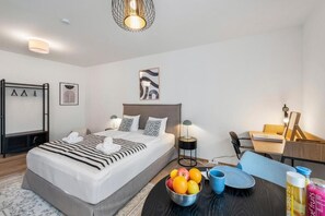 Iron/ironing board, free WiFi - Vienna Hills Living (Vienna)