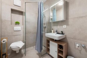 Studio, Mobility Accessible | Bathroom - Vienna Hills Living (Wien)