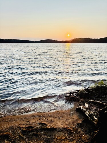 Hoel Pond Hideaway@Saranac Inn