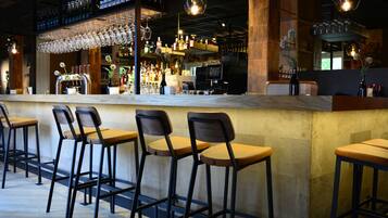 Bar (in der Unterkunft)
