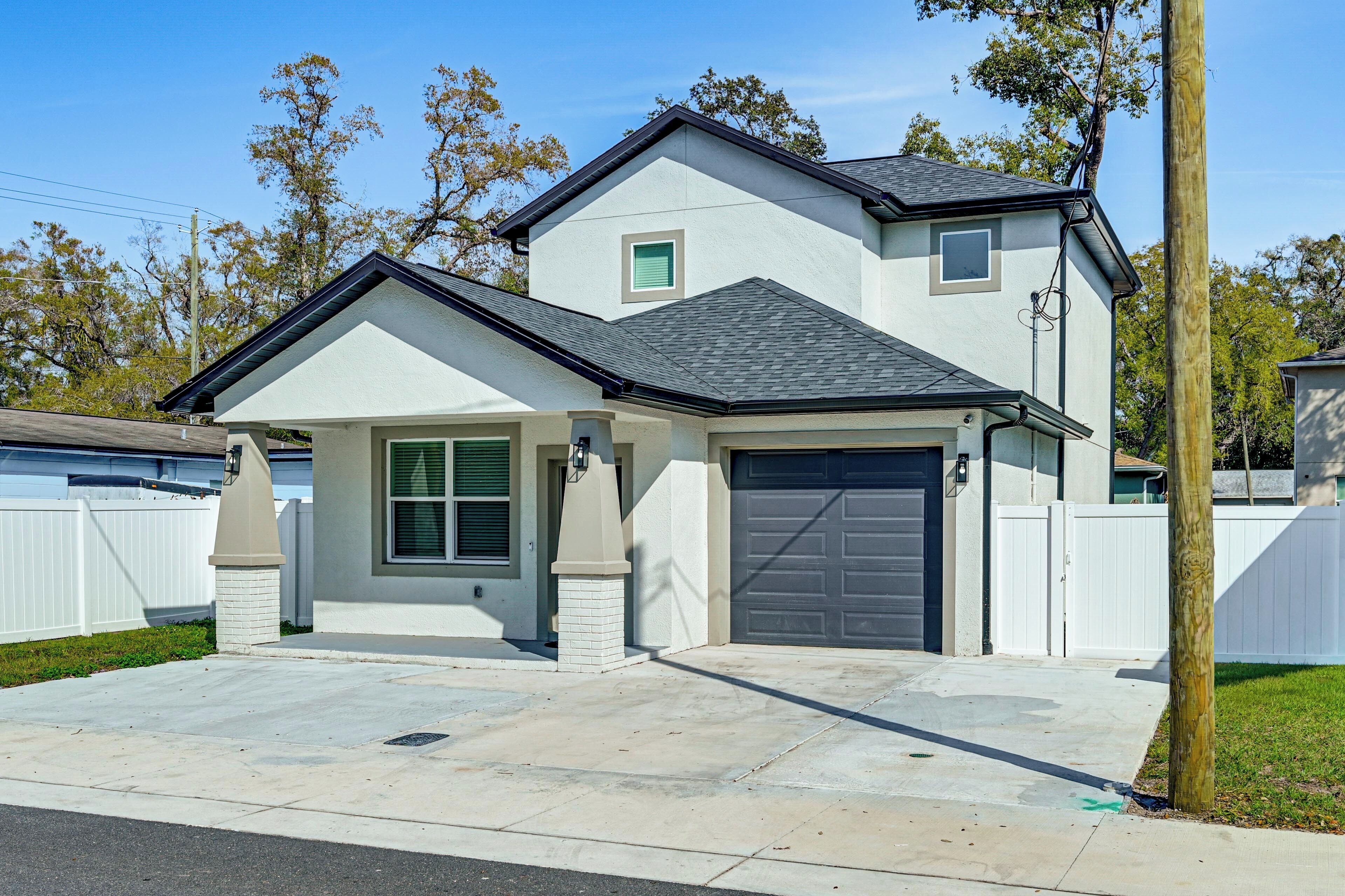 單棟房屋 (3 Bedrooms) | 內部