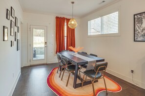 Interior - Retro Disco Haven Near Downtown Nash! (Nashville)