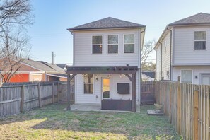 Interior - Retro Disco Haven Near Downtown Nash! (Nashville)