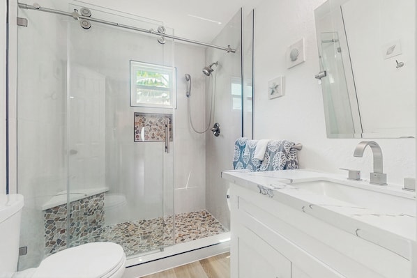 House (3 Bedrooms) | Interior - 3BR Coastal Home w/ Coastal Design- Steps to Sand (Galveston)
