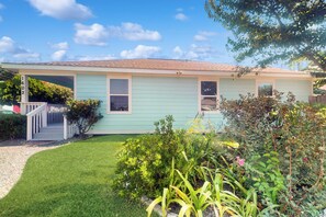 House (3 Bedrooms) | Front of property - 3BR Coastal Home w/ Coastal Design- Steps to Sand (Galveston)