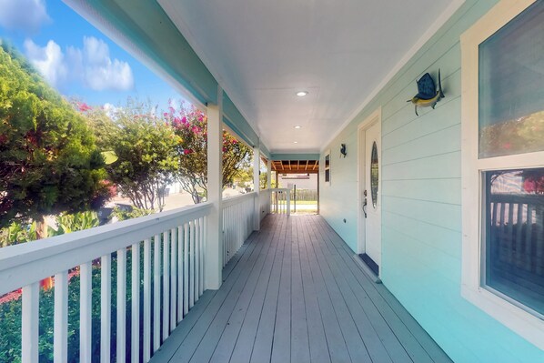 House (3 Bedrooms) | Interior - 3BR Coastal Home w/ Coastal Design- Steps to Sand (Galveston)