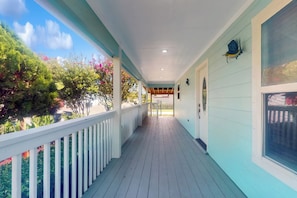 House (3 Bedrooms) | Interior - 3BR Coastal Home w/ Coastal Design- Steps to Sand (Galveston)