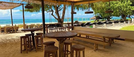 Bar (in der Unterkunft)