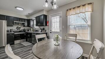 Căn hộ (2 Bedrooms) | Nội thất