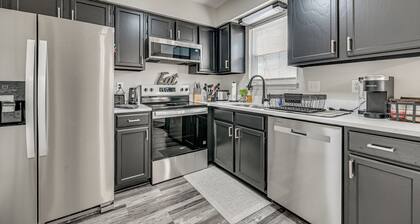 5 Mi to Cave Tour! Couples Adventure Hub