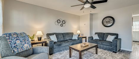 Apartment (2 Bedrooms) | Front of property