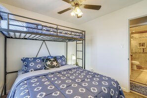 บ้านพัก (4 Bedrooms) | ภายใน