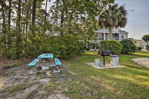 Interior - Pool Access & Near Beach! Golf Colony Resort Condo (Surfside Beach)