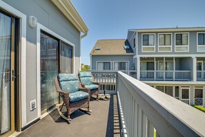 Apartment (2 Bedrooms) | Interior - Pool Access & Near Beach! Golf Colony Resort Condo (Surfside Beach)