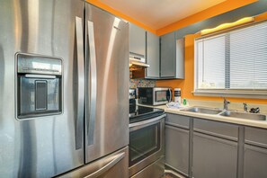 Apartment (2 Bedrooms) | Interior - Pool Access & Near Beach! Golf Colony Resort Condo (Surfside Beach)
