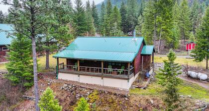 Riverside St Regis Cabin w/ Fire Pit + Grill