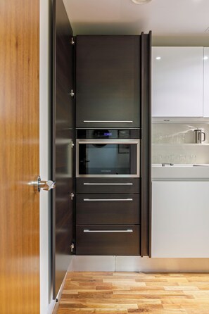 Interior - Central London Escape | Lambs Passage (London)