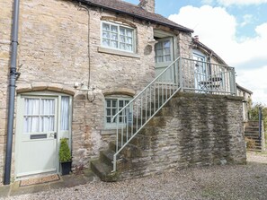 Exterior - In & Out Cottage (Leyburn)