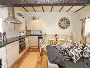 Interior - In & Out Cottage (Leyburn)