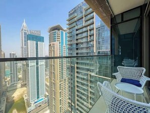 Appartamento, balcone, vista città | Balcone