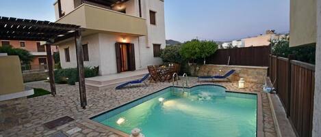 Villa, 4 chambres, vue mer | Piscine