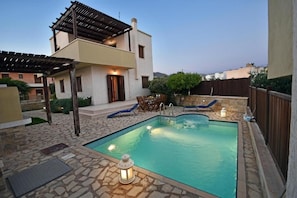 Pool - Pietra Sole Villa (Makry Gialos)