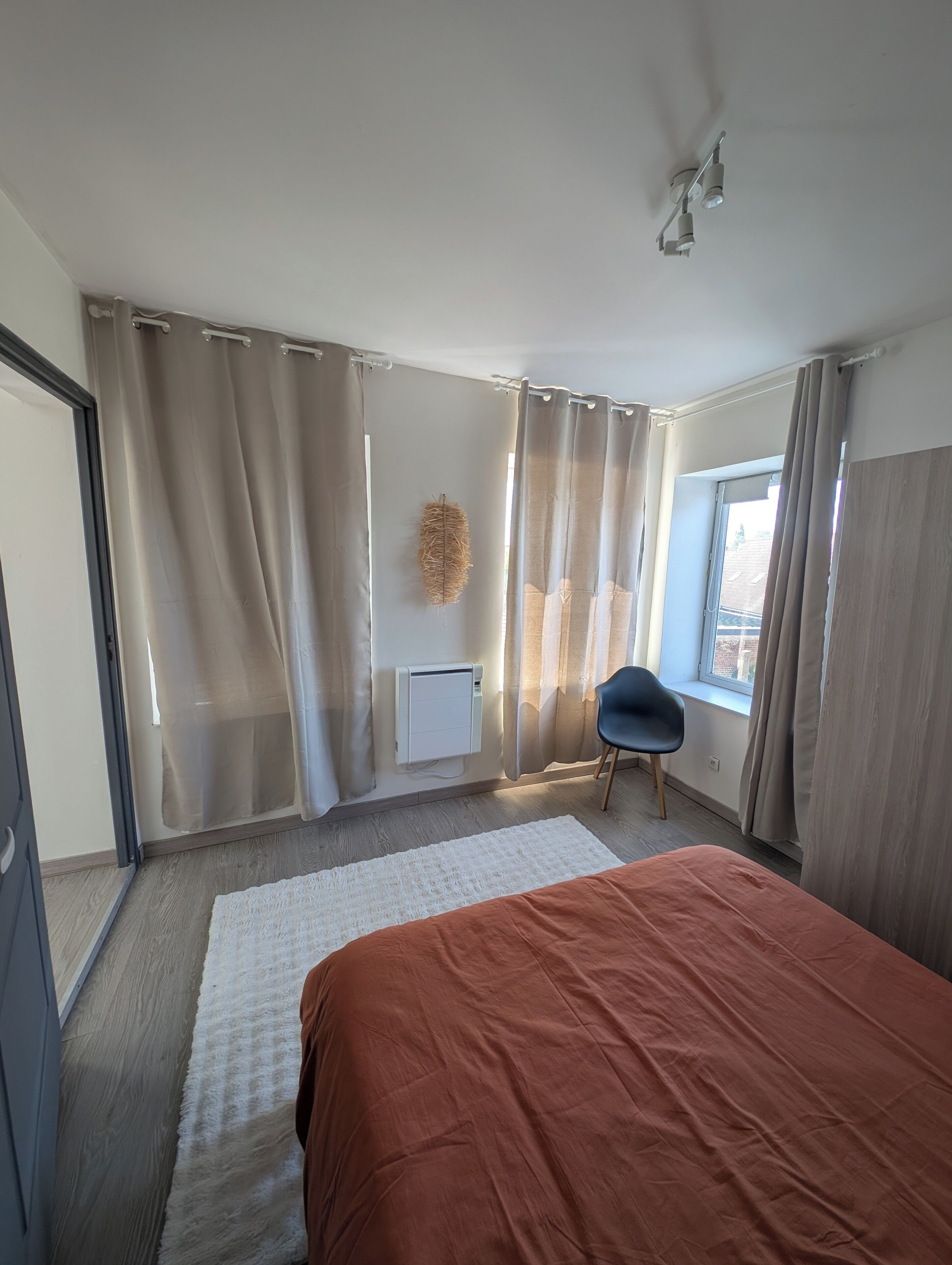 1 chambre, Wi-Fi gratuit, draps fournis