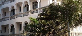 White Castle Hotel Mikindani