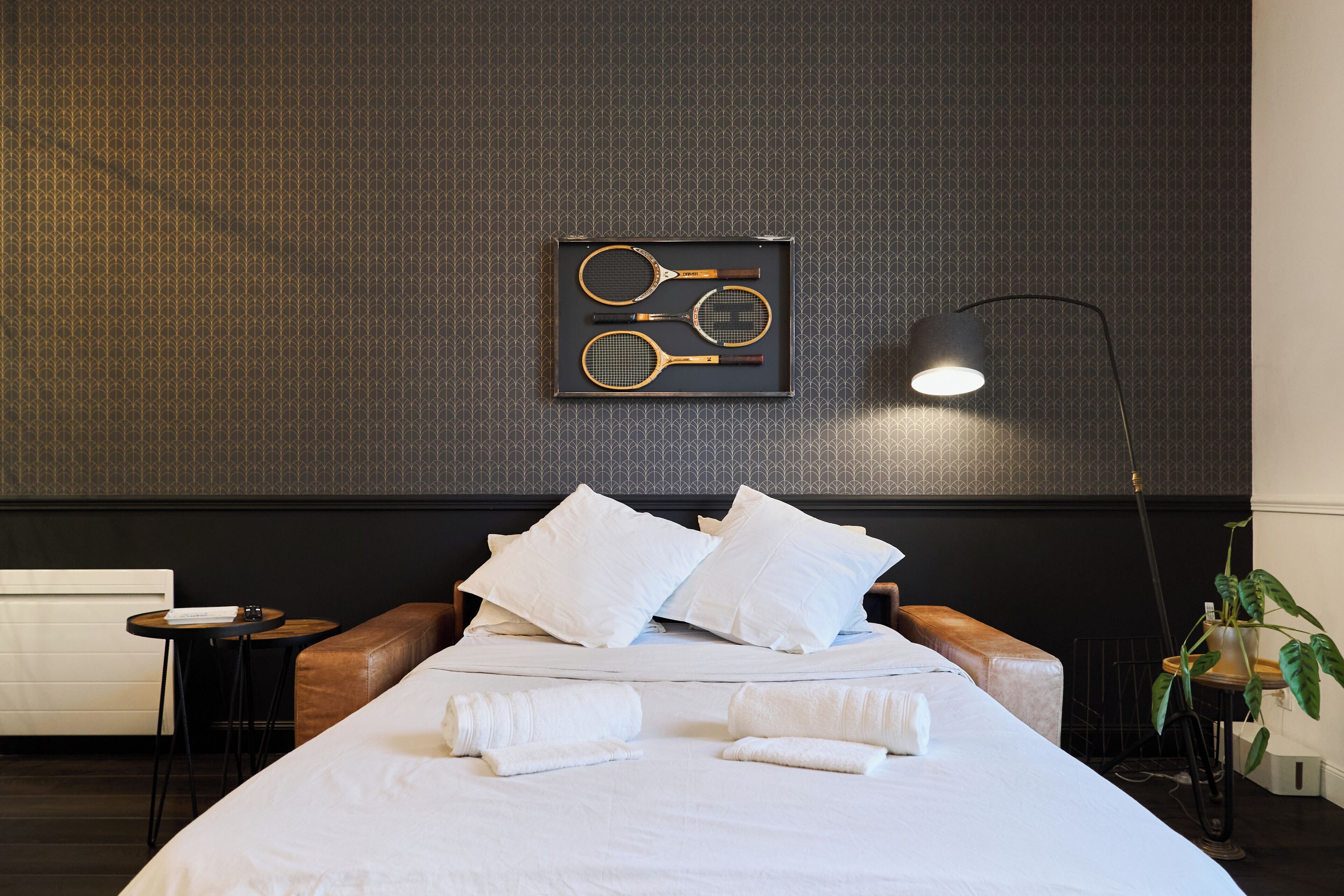 1 chambre, bureau, fer et planche à repasser, Wi-Fi gratuit