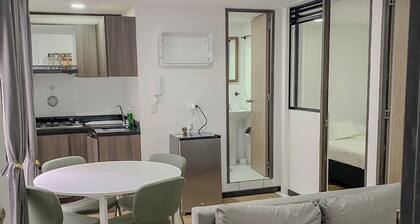 Centrally located apartment near airport, terminal, US Embassy